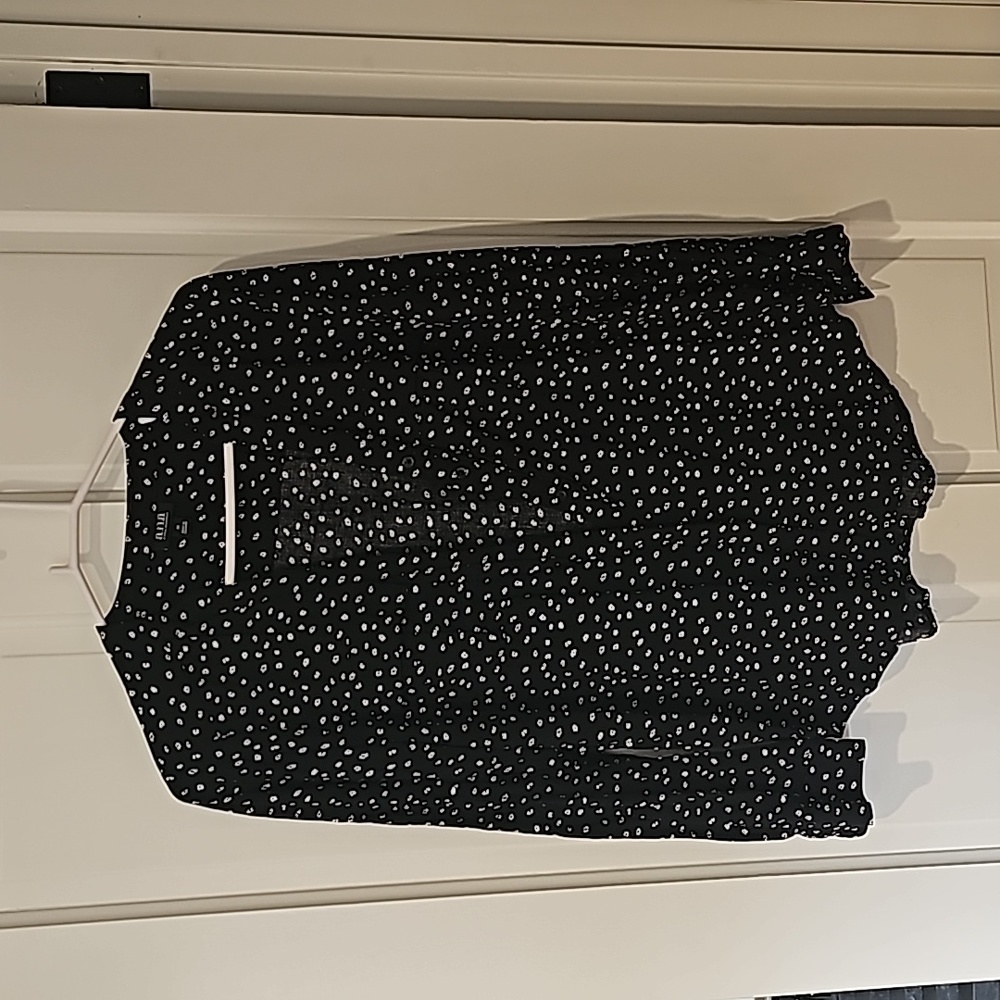 A.N.A, black and white blouse, Size M